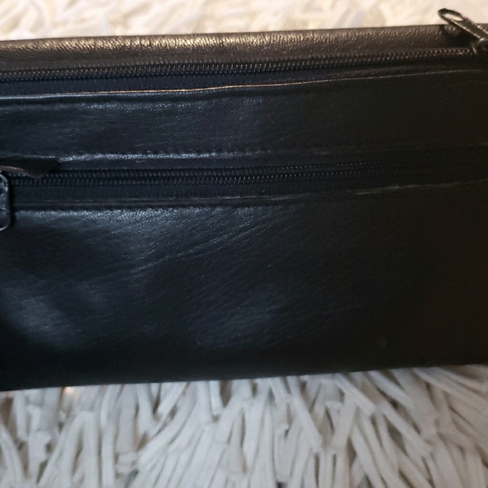 Harness  Brand Leather Wallet - Picture 2 of 5